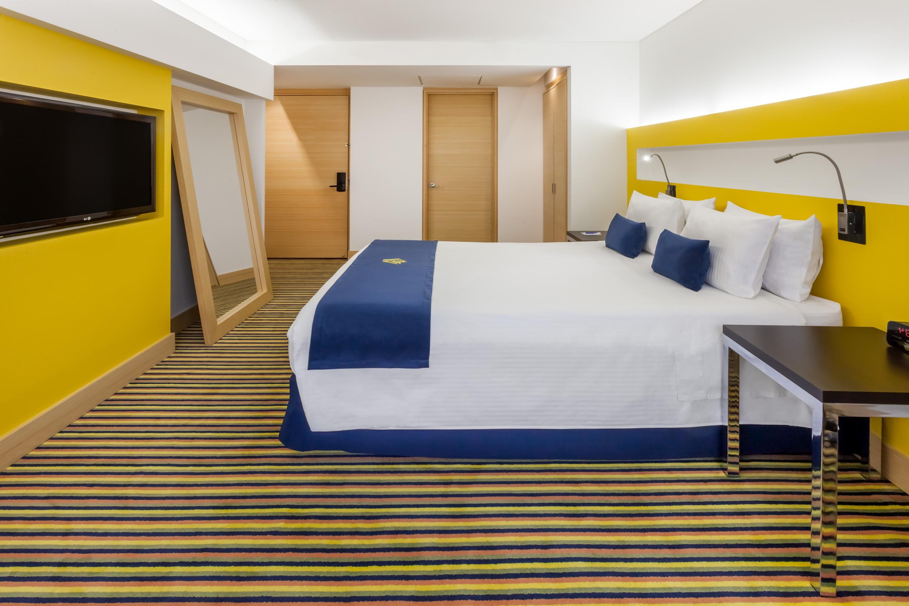 Hotel Wyndham Bogotá Exteriér fotografie A room at the hotel