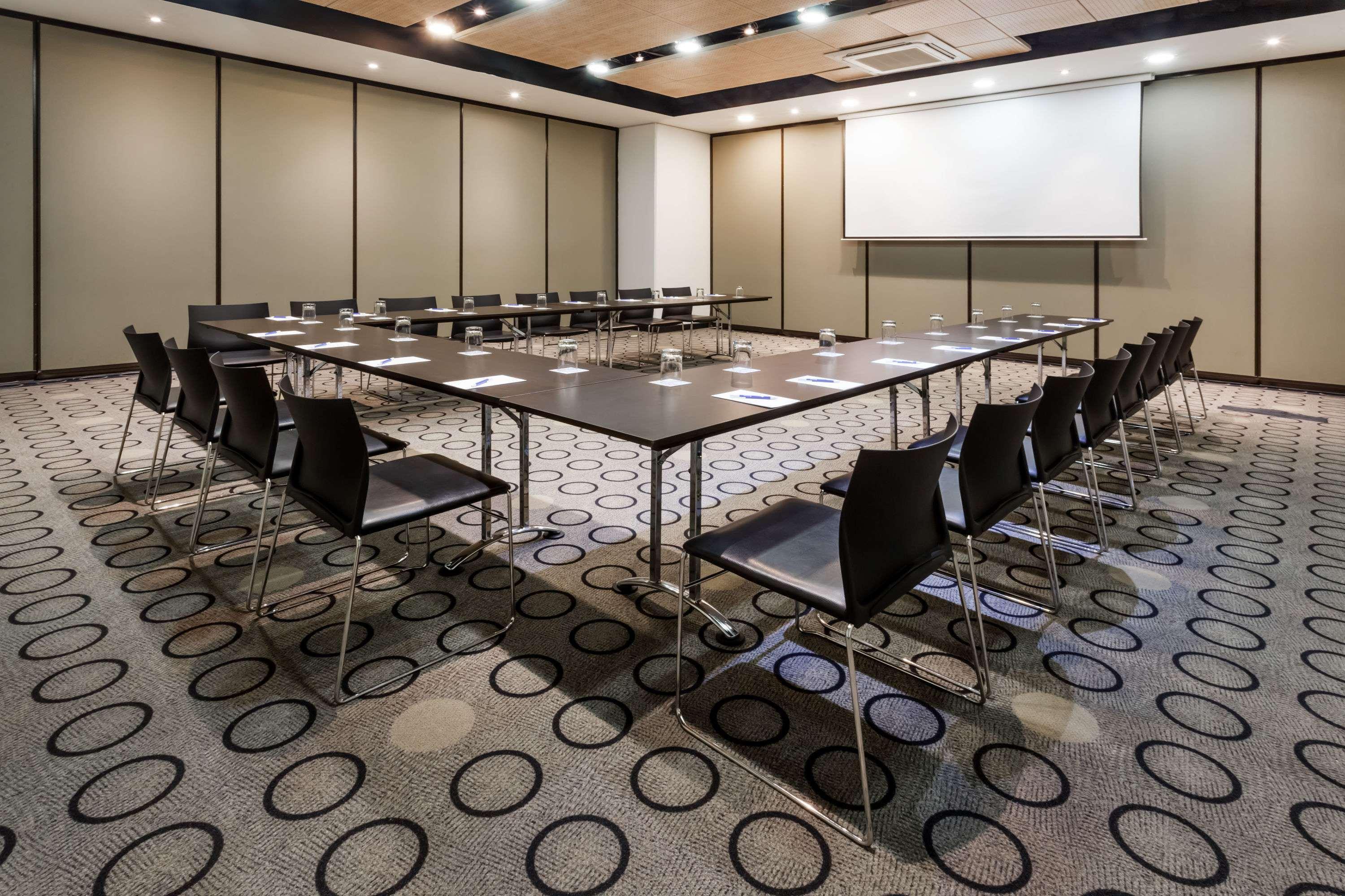 Hotel Wyndham Bogotá Exteriér fotografie Meeting room